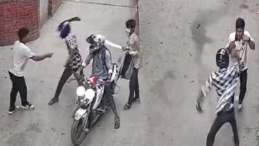 মগবাজারে প্রকাশ্যে চাপাতি হাতে ছিনতাই, যা জানা গেলো