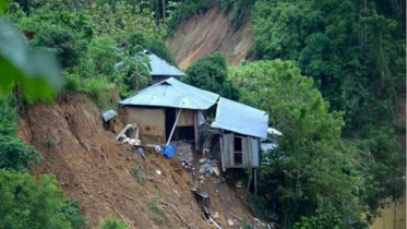 অতিভারী বৃষ্টির পূর্বাভাস, যেসব অঞ্চলে পাহাড় ধসের শঙ্কা