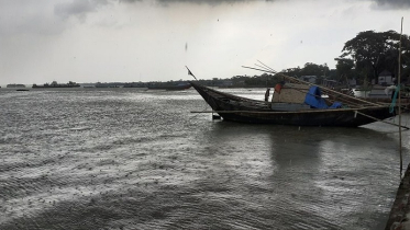 ৬ অঞ্চলের নদীবন্দরে ২ নম্বর নৌ হুঁশিয়ারি সংকেত