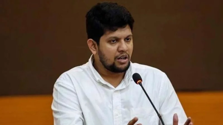 যুদ্ধাপরাধের সহযোগীদের ক্ষমা চাইতে হবে: মাহফুজ আলম যুদ্ধাপরাধের সহযোগীদের ক্ষমা চাইতে হবে: মাহফুজ আলম