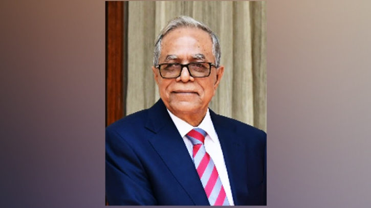 দেশ ছাড়লেন সাবেক রাষ্ট্রপতি আবদুল হামিদ দেশ ছাড়লেন সাবেক রাষ্ট্রপতি আবদুল হামিদ
