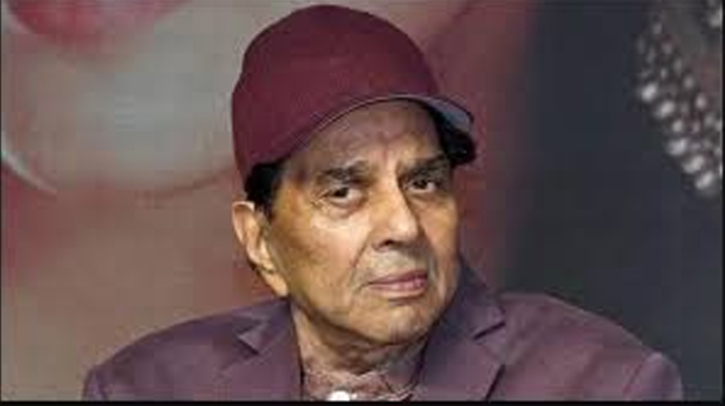 Bollywood Legend “He-Man” Dharmendra Dies at 89