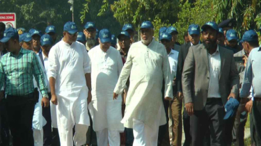 ভোলায় সার কারখানার সম্ভাবনা দেখতে গেলেন ৩ উপদেষ্টা ভোলায় সার কারখানার সম্ভাবনা দেখতে গেলেন ৩ উপদেষ্টা