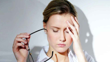 মাইগ্রেনের ব্যথা বাড়াতে পারে যেসব অভ্যাস