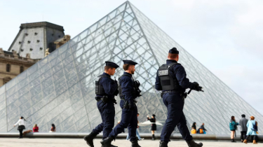 French Authorities Arrest Four Additional Suspects in Louvre Jewellery Heist