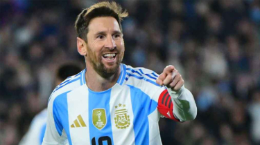 বিশ্বকাপ জার্সিতে খেললেন মেসি, দিলেন স্পষ্ট বার্তা বিশ্বকাপ জার্সিতে খেললেন মেসি, দিলেন স্পষ্ট বার্তা