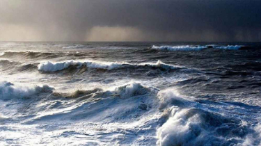 সাগরে তৈরি গভীর নিম্নচাপ, ধেয়ে আসছে ঘূর্ণিঝড়