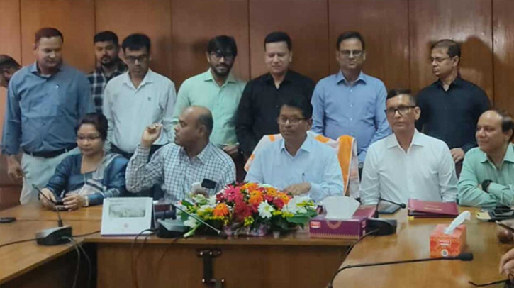 এইচএসসি ফল: গড় পাস ৫৭.১২%, জিপিএ-৫ ছাড়িয়েছে ৬৩ হাজার এইচএসসি ফল: গড় পাস ৫৭.১২%, জিপিএ-৫ ছাড়িয়েছে ৬৩ হাজার