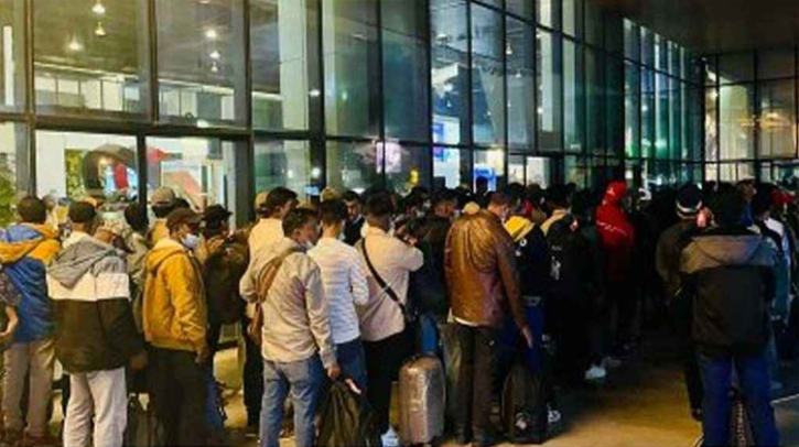 লিবিয়া থেকে আরও ১৭৪ বাংলাদেশির স্বদেশ প্রত্যাবর্তন লিবিয়া থেকে আরও ১৭৪ বাংলাদেশির স্বদেশ প্রত্যাবর্তন