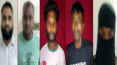সিলেটে আবাসিক হোটেল থেকে ৫ নারী-পুরুষ আটক