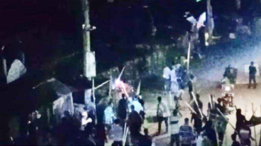 মিষ্টির বাক্স নিয়ে দুই গ্রামের ভয়াবহ সংঘর্ষ