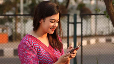 বিয়ের আগে ইন্টারনেটে যা যা খোঁজেন মেয়েরা