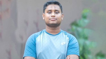 পিতৃত্বের আনন্দে হাসনাত আব্দুল্লাহ