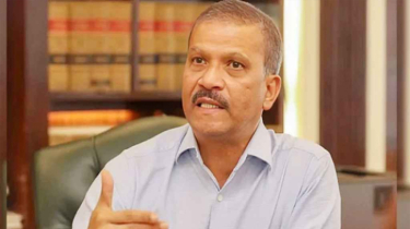 জুলাই সনদ স্বাক্ষরের পর প্রতিক্রিয়া দিলেন আসিফ নজরুল