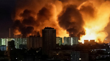 Three Killed, Dozens Wounded as Overnight Russian Drone Barrage Slams Kyiv Three Killed, Dozens Wounded as Overnight Russian Drone Barrage Slams Kyiv