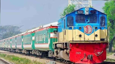 এনআইডি ছাড়া আর কেউ উঠতে পারবে না ট্রেনে