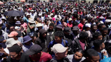 Madagascar President Dissolves Parliament Ahead of Impeachment Push, Deepening Political Crisis