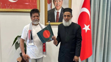 Shahidul Alam freed from Israeli custody, arrives in Turkey ahead of return home