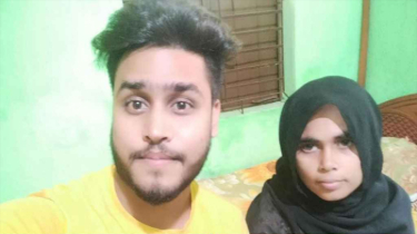 গাইবান্ধায় চাচিকে বিয়ে করে ফেসবুকে শেয়ার ভাতিজার
