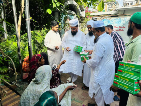 মানবতার সেবায় সিরাজ মিয়া মেমোরিয়াল ফাউন্ডেশনের সাপ্তাহিক খাবার বিতরণ কর্মসূচি শুরু মানবতার সেবায় সিরাজ মিয়া মেমোরিয়াল ফাউন্ডেশনের সাপ্তাহিক খাবার বিতরণ কর্মসূচি শুরু