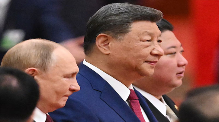 Xi warns of “peace or war” choice as Putin and Kim join China’s military parade. Xi warns of “peace or war” choice as Putin and Kim join China’s military parade.