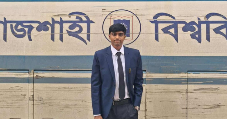 রাকসু নির্বাচনে চমক দেখাচ্ছেন সনাতন ধর্মালম্বী প্রার্থী সুজন চন্দ