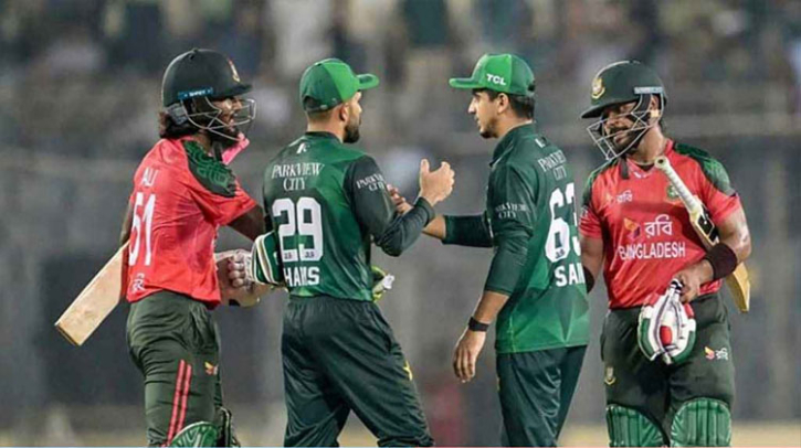 আজ সেমিফাইনালে বাংলাদেশ-পাকিস্তান মুখোমুখি