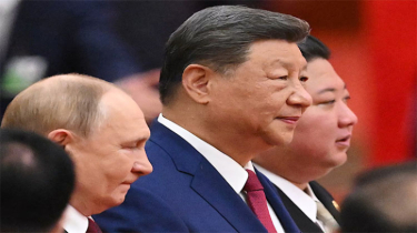 Xi warns of “peace or war” choice as Putin and Kim join China’s military parade.
