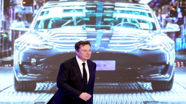 Tesla Puts Forward a $1 Trillion Pay Plan for Musk If He Supercharges Growth