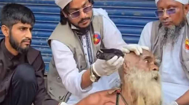 তারাকান্দায় বৃদ্ধের চুল-দাঁড়ি কেটে দেওয়ায় মামলা