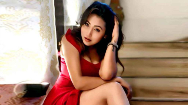 অভিনেত্রী মেঘনার মঞ্চে মন্তব্য ঘিরে সোশ্যাল মিডিয়ায় ঝড়
