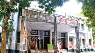 শিক্ষক লাঞ্ছনার জেরে কর্মবিরতি, আড়ালে কি রাকসু নির্বাচন বানচালের ষড়যন্ত্র?