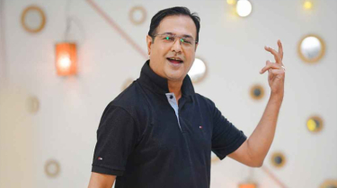আসিফ আকবরের নতুন অধ্যায়: এবার নির্বাচনে