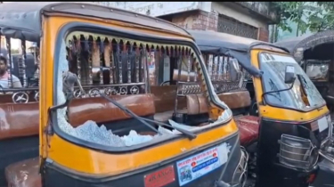 চাঁদা না পেয়ে টেম্পু স্ট্যান্ডে ভাঙচুর চালালেন যুবদলের নেতাকর্মীরা