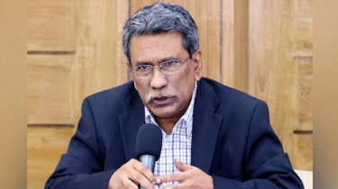 একই দিনে নির্বাচন ও গণভোটের আয়োজনের প্রস্তাব দিয়েছে বিশেষজ্ঞরা, জানালেন আলী রীয়াজ