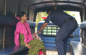 রংপুরে ৫ মাসের শিশুকে গলা কেটে হত্যা করলেন মা