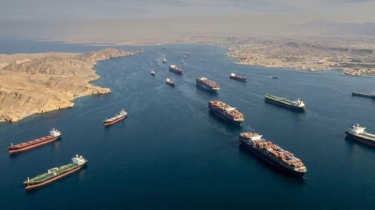 Iran Warns of Disrupting Key Sea Routes of US Naval Pressure Persists