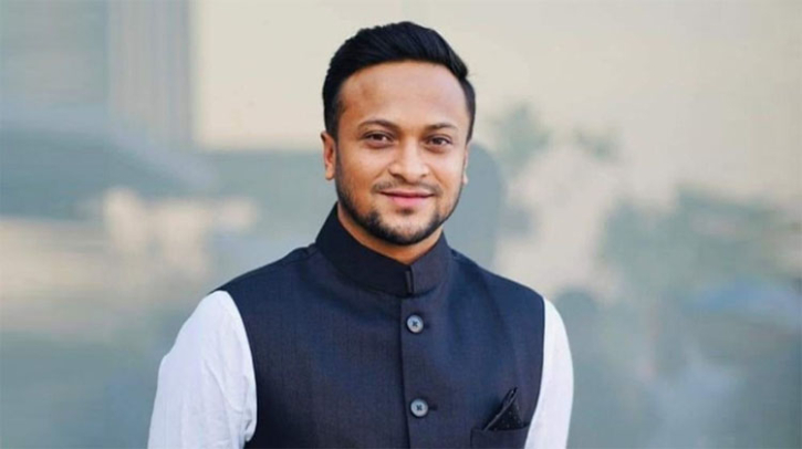 মাগুরায় সাকিব আল হাসানের বাড়িতে আগুন, পেট্রলবোমা বিস্ফোরণের ঘটনা