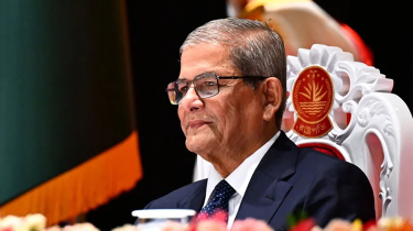 বঙ্গভবনে গার্ড অব অনার নিতে যাচ্ছেন নবনির্বাচিত রাষ্ট্রপতি মির্জা ফখরুল