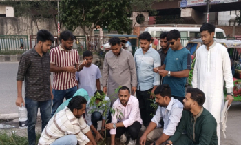 রামপুরায় গণঅভ্যুত্থানে শহীদের স্মৃতি রক্ষায় ছাত্রনেতা আরিফের বৃক্ষরোপণ