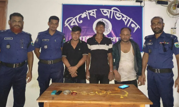 ডিবি পরিচয়ে বাড়িতে ঢুকে হাতকড়া পরিয়ে স্বর্ণ লুটের চেষ্টা
