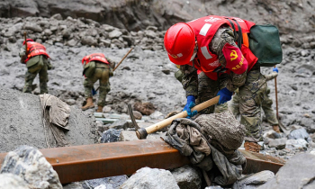 Nepal Flood Death Toll Rises to 734 as Rescue Efforts Continue for Fifth Day