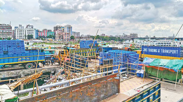 বাদামতলীতে ট্রাকপ্রতি ২ হাজার টাকা চাঁদা, মাসে কোটি টাকা আদায়ের অভিযোগ বাদামতলীতে ট্রাকপ্রতি ২ হাজার টাকা চাঁদা, মাসে কোটি টাকা আদায়ের অভিযোগ