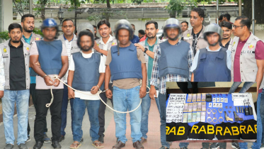 উত্তরায় পেট্রোল পাম্পের ১ কোটি ২১ লাখ টাকা ছিনতাই উত্তরায় পেট্রোল পাম্পের ১ কোটি ২১ লাখ টাকা ছিনতাই