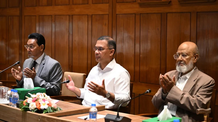 প্রধানমন্ত্রীর সভাপতিত্বে সরকারদলীয় এমপিদের সভা অনুষ্ঠিত