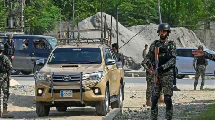 পাকিস্তানে অভিযানে ‘ভারতীয় প্রক্সি’ গোষ্ঠীর ৩৪ সদস্য নিহত