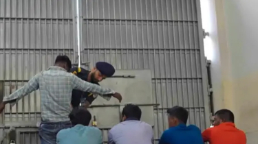 কারাবন্দিদের জন্য পোস্টাল ব্যালট ভোট শুরু