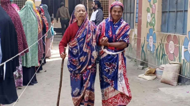 “যতদিন বাঁচি, ততদিন দেশের লাইগা দায়িত্ব পালন কইরবার চাই।”