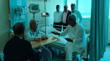 হাসপাতালে চিকিৎসাধীন রুহুল কবির রিজভীর শারীরিক অবস্থার উন্নতি