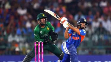 টি–টোয়েন্টি বিশ্বকাপে পাকিস্তানকে ১৭৬ রানের টার্গেট দিলো ভারত